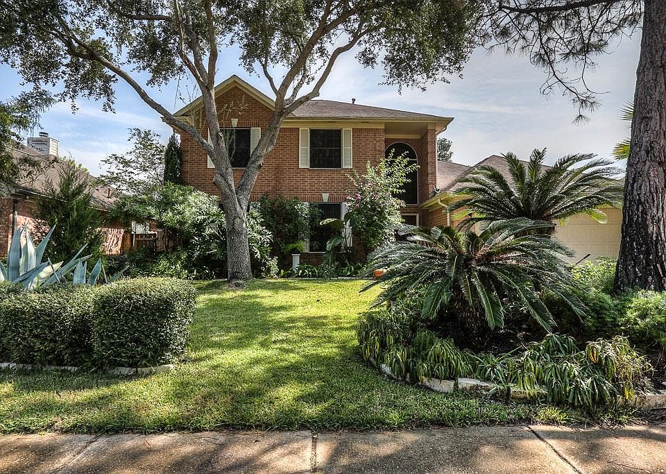 1st image of 2903 Russett Pl W