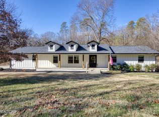 1711 Hart Rd, Knoxville, TN 37922