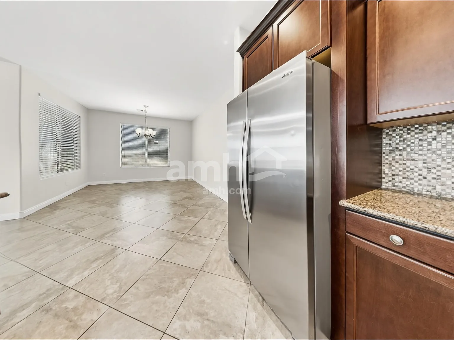 3 bed, 2.5 bath, 2237 sqft, $2,435 — Photo 4