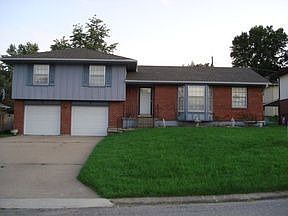 2nd image of 1505 NE 50th St