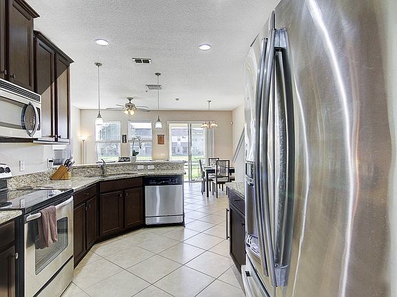 3rd image of 187 Windflower Way
