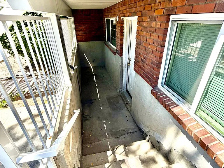 8287 S. Ivy Drive — Photo 2