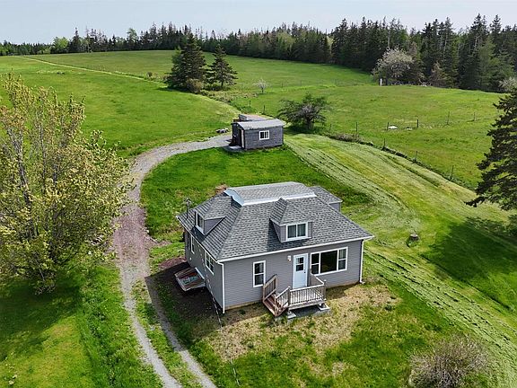 2nd image of 50 Riverview Dr S