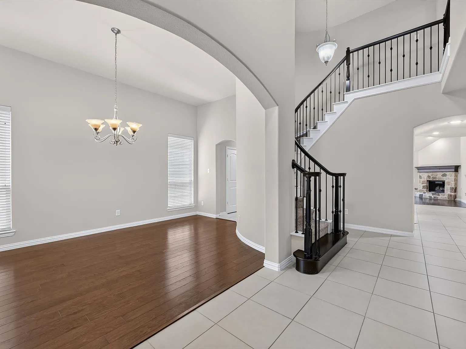 5 bed, 3553 sqft, $3,600 — Photo 3