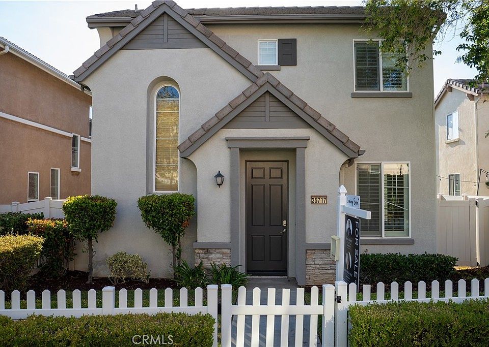 1st image of 35717 Filaree Ln