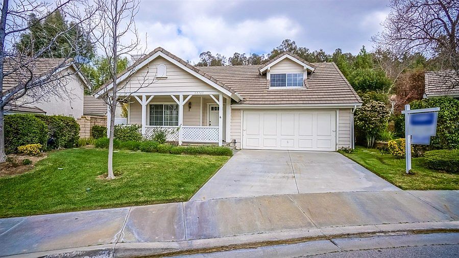 1st image of 23723 Cameron Ct