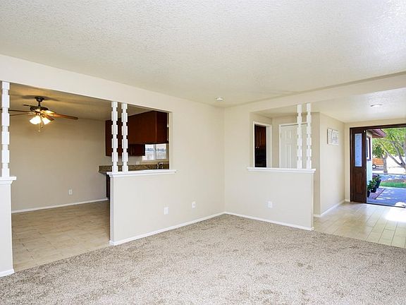 4th image of 1637 Lark Ln