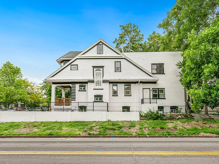 1579 N Franklin St #H — Photo 4