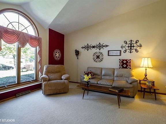 2nd image of 4240 Hearthstone Dr