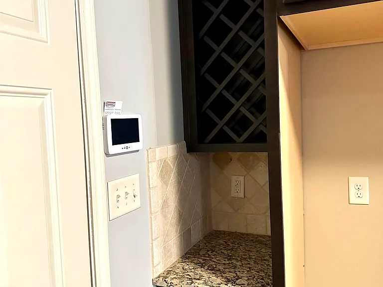 121 Hawks Tail Dr — Photo 17