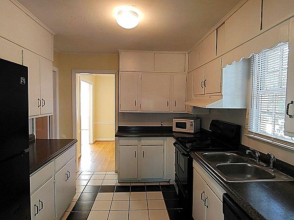 Plenty of cabinet space.