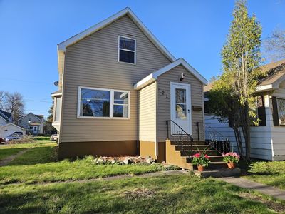 321 11th St S, Virginia, MN, 55792