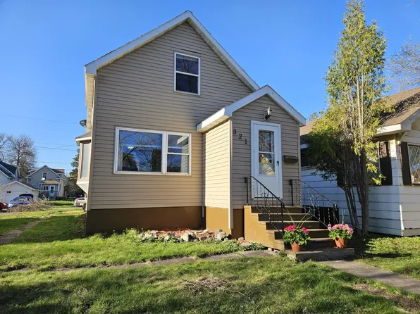 321 11th St S, Virginia, MN 55792