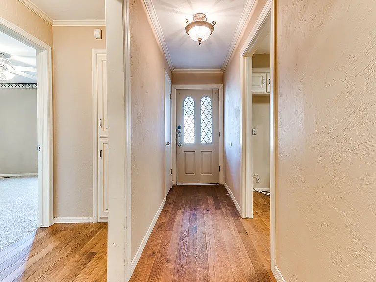 6313 Avalon Ln — Photo 23