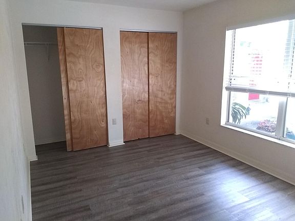 5th image of 7650 NW 180th St