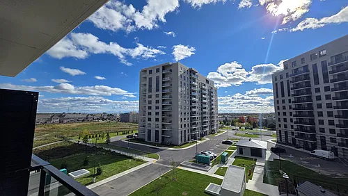 Floor plan 1 Bedroom + Den 1 Bed 1 Bath 4