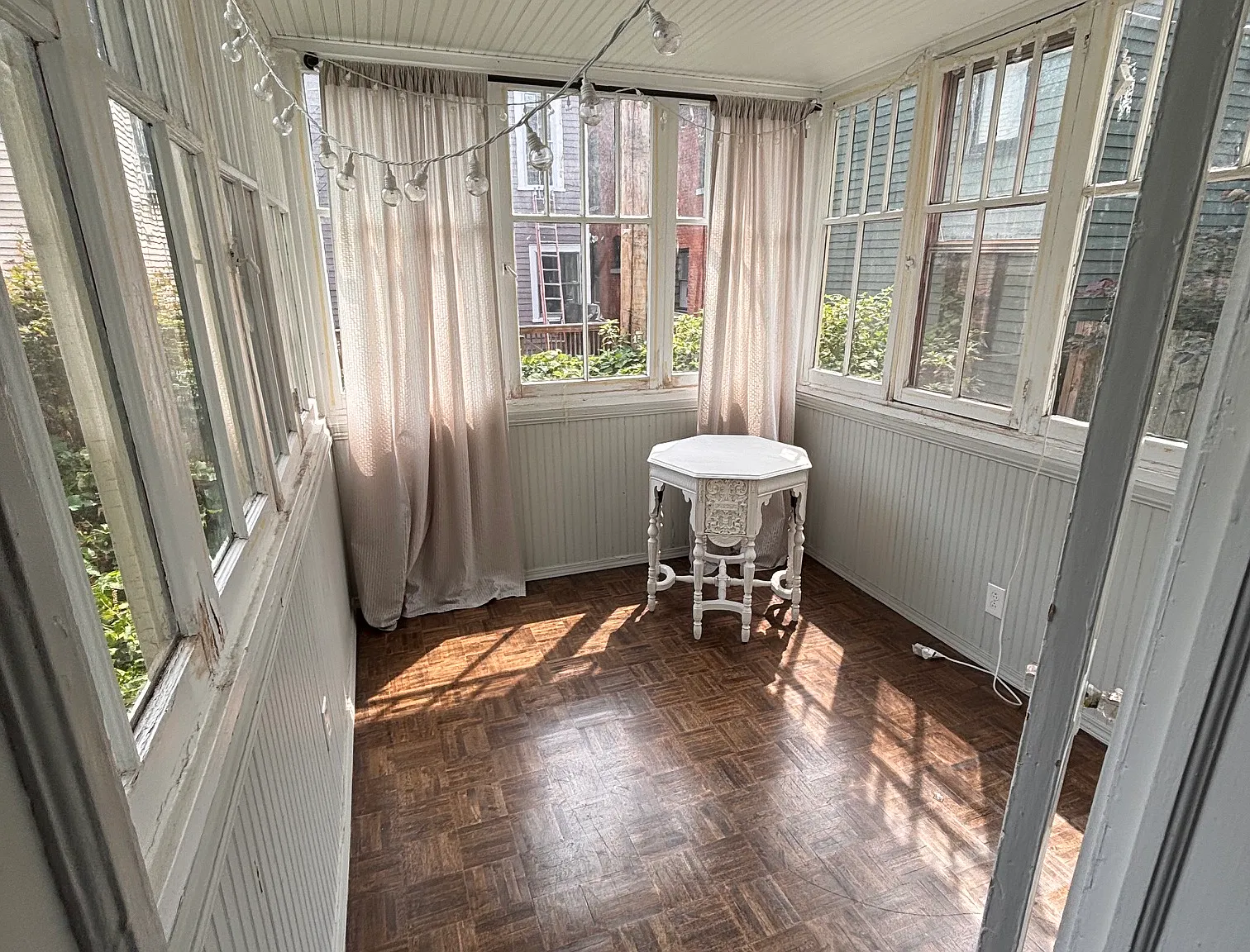 1 bed, 1200 sqft, $1,200 — Photo 2