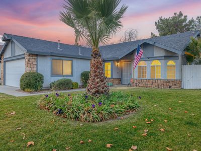 645 E Ivesbrook St, Lancaster, CA, 93535