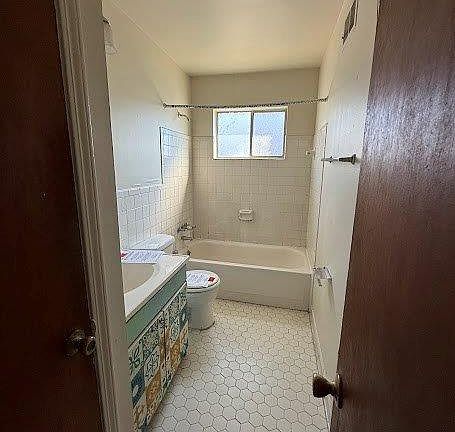 3rd image of 3589 Clayphil Ave