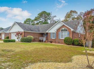 508 Chambercomb Ct, Fayetteville, NC 28303