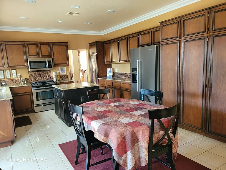 681 Sky Ridge Dr — Photo 5