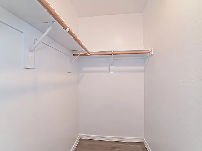 12418 W Dreyfus Dr — Photo 13