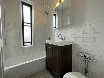 Rented by Hillel Realty Group