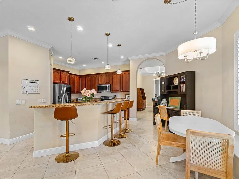3461 SW Funtuna St — Photo 12