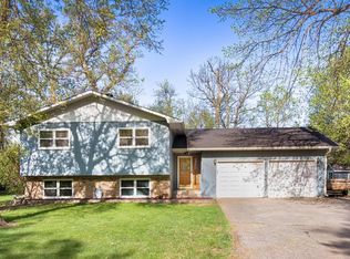 7407 Elm Ct, Horace, ND