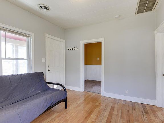 4th image of 3948 Nokomis Ave