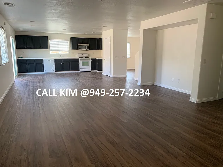 45016 Anabell Ln — Photo 4