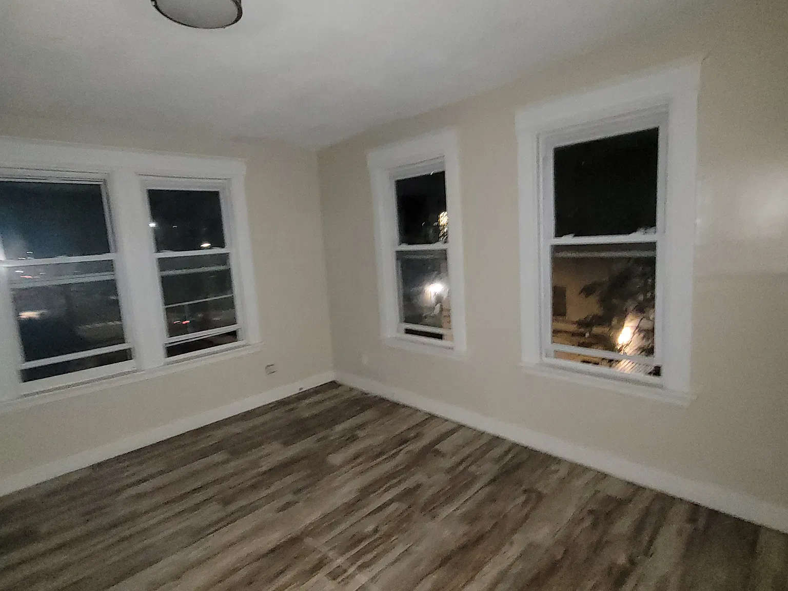 3 bed, 1700 sqft, $1,700 — Photo 4