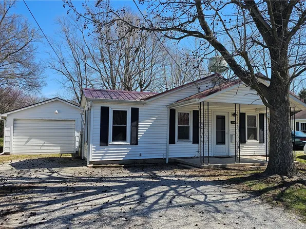 508 N Franklin St, Greenup, IL 62428