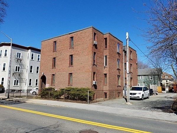 Building Photo 3