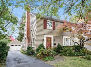 105 W Henderson Rd, Columbus, OH 43214