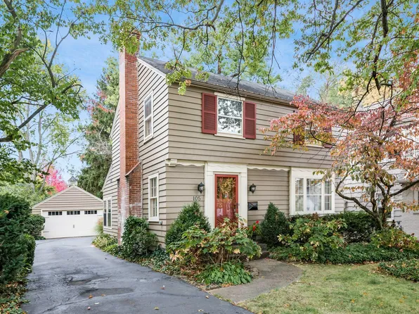 105 W Henderson Rd, Columbus, OH 43214