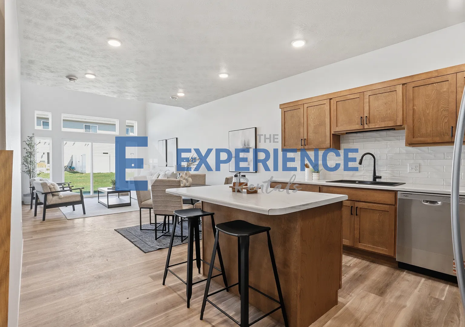 Brand-New 3-Bedroom Townhome with Vaulted Ceilings & Loft! — Photo 4