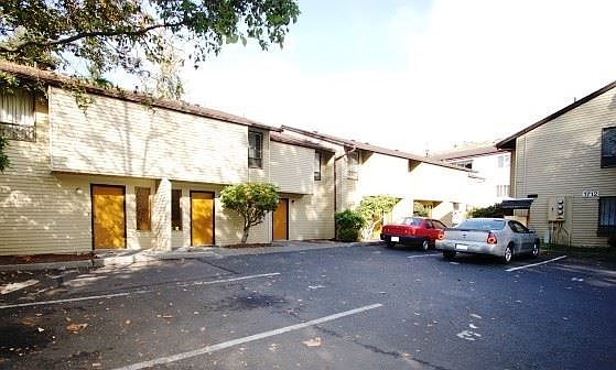 1st image of 1710 NE 145th St APT 2