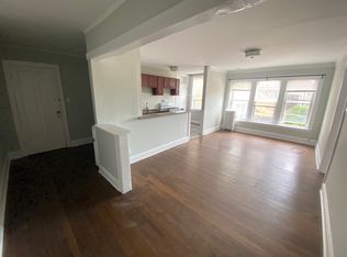 1757 W North Shore Ave APT 1A, Chicago, IL 60626