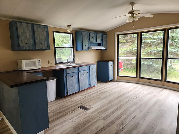 3rd image of 3987 County Road 612 NE