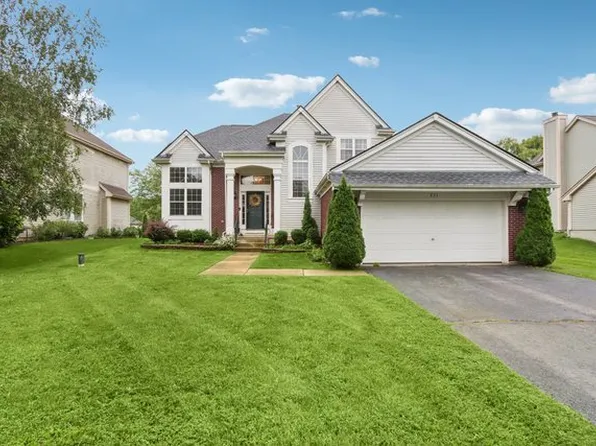 711 Brighton Cir, Port Barrington, IL 60010