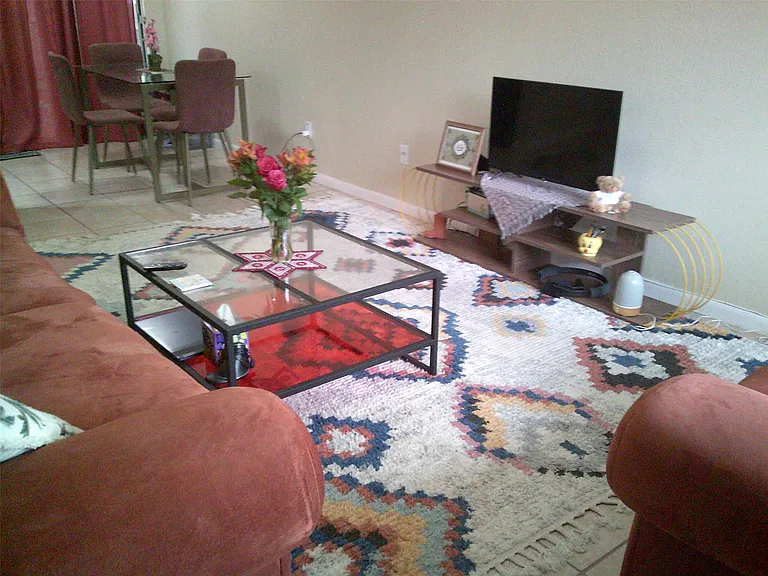 1015 E Yager Ln #186 — Photo 6