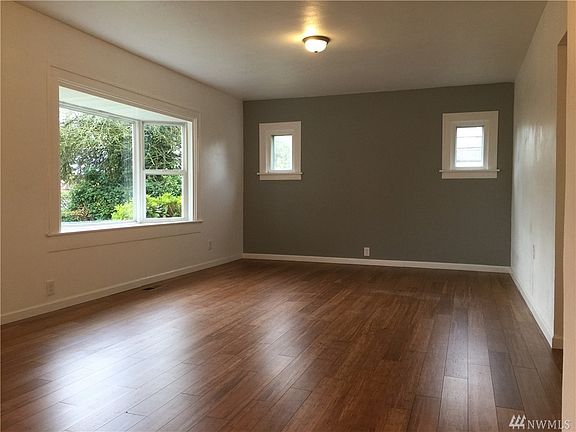 5th image of 1115 S 35th St