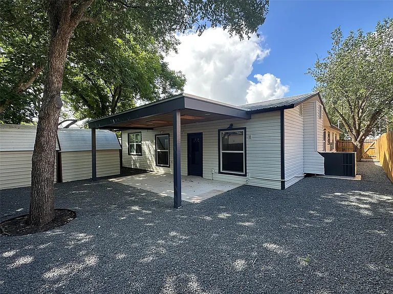 908 Plateau Cir — Photo 25