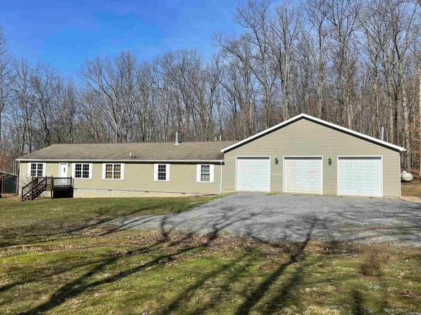 1433 Herring Rd, Kingwood, WV 26537