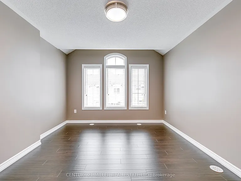 2435 Greenwich Dr #24 — Photo 25