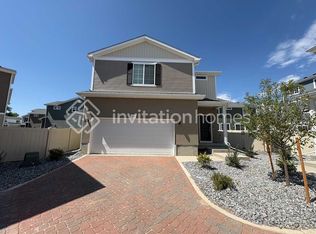 3374 Pearwood Dr, Johnstown, CO 80534