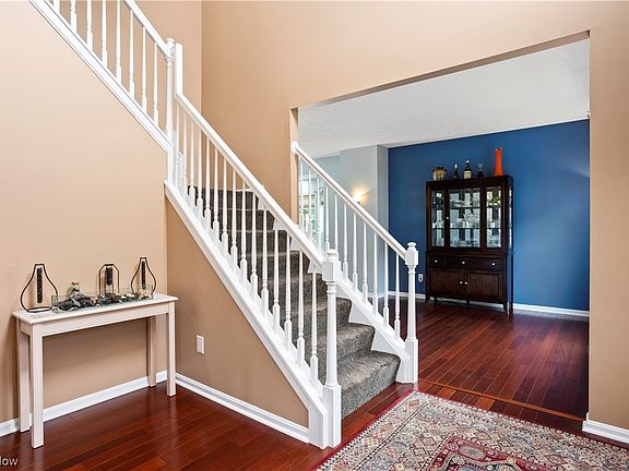 4th image of 37796 Avalon Dr