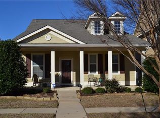 9909 Concord Dr, Aubrey, TX 76227