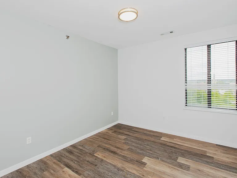 River Rock Apartments — Photo 124